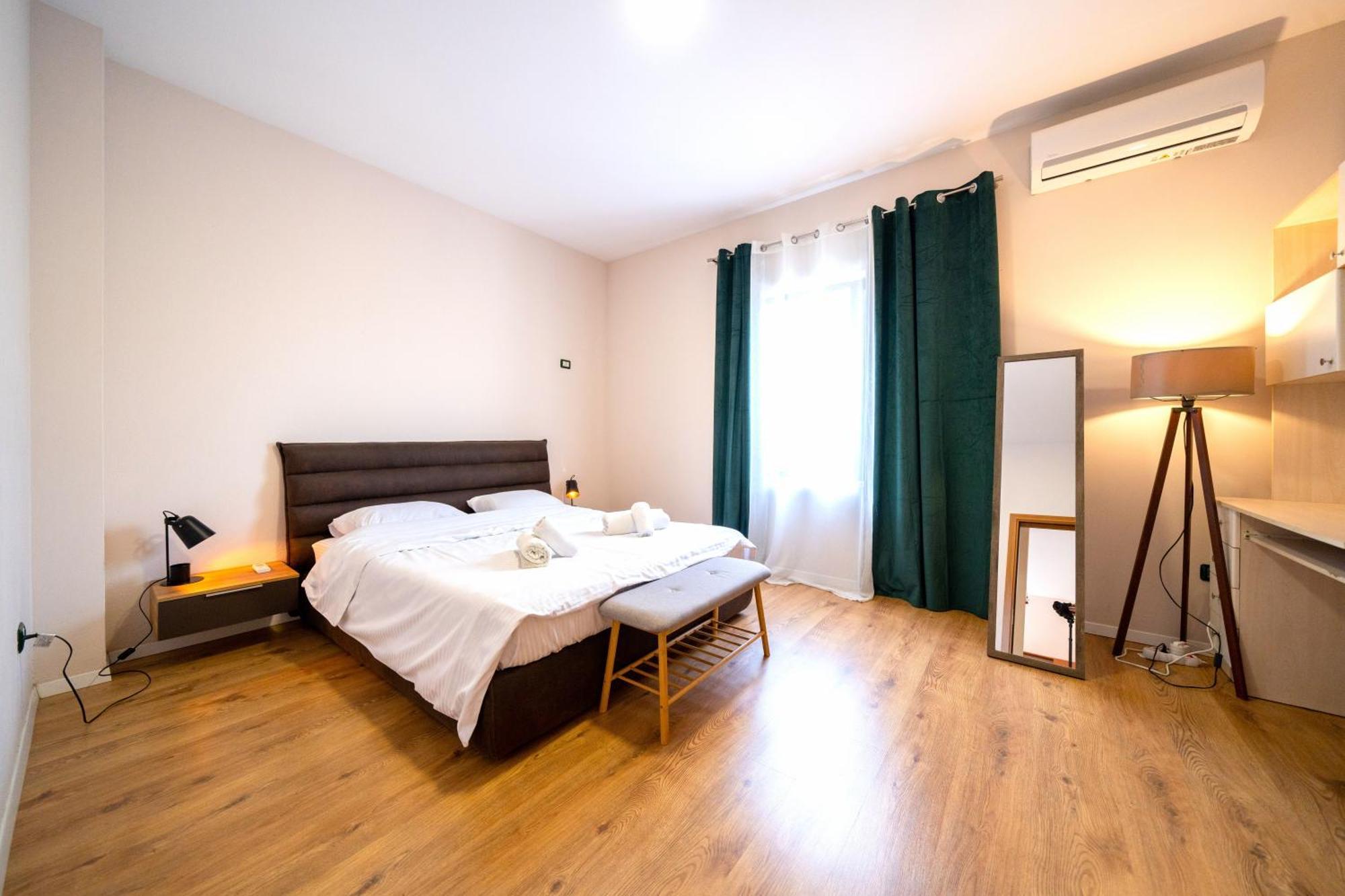Colorful Comfy Condo Central Tiranë Eksteriør bilde